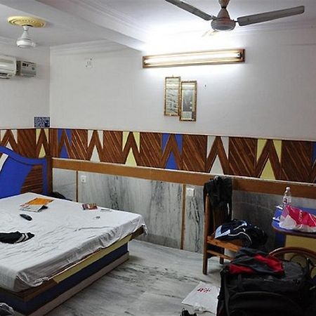 Ajay Guest House New Delhi Exteriör bild